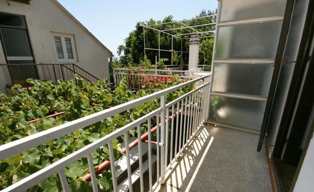Hotel Vila Stefan à Podaca Extérieur photo