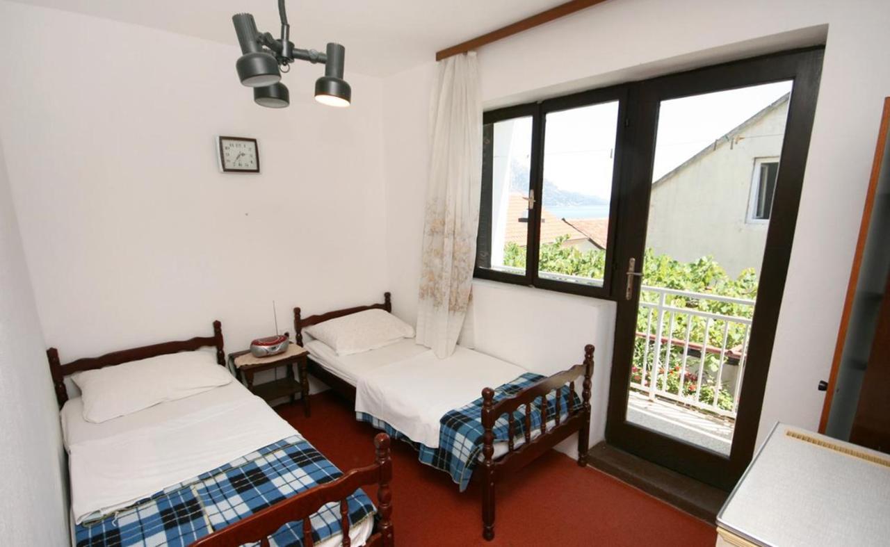 Hotel Vila Stefan à Podaca Extérieur photo