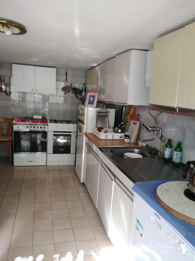 Hotel Vila Stefan à Podaca Extérieur photo