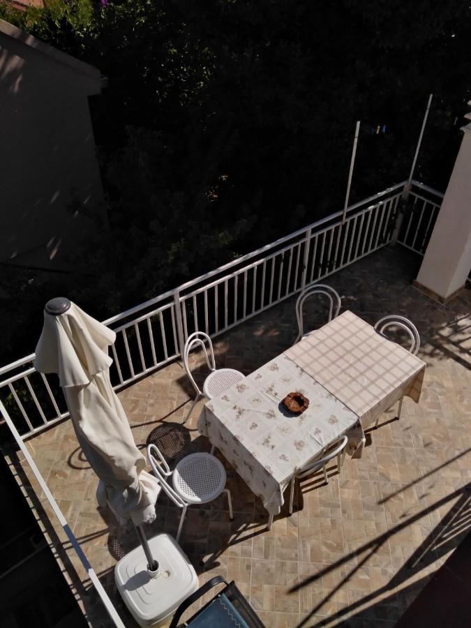 Hotel Vila Stefan à Podaca Extérieur photo