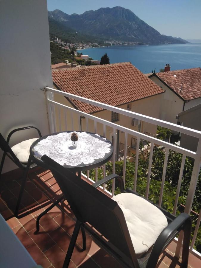 Hotel Vila Stefan à Podaca Extérieur photo