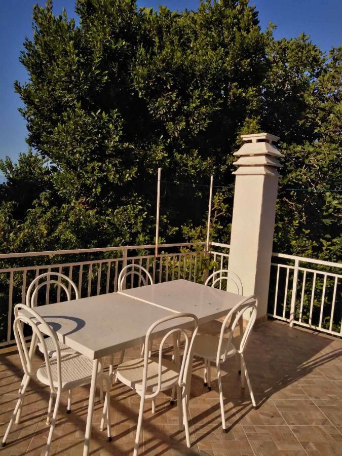 Hotel Vila Stefan à Podaca Extérieur photo